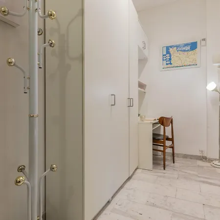 Adriano By Wonderful Italy * Turin