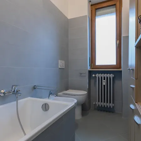 Adriano By Wonderful Italy Apartmán